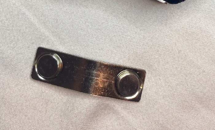 The steel magnet plate with two magnets